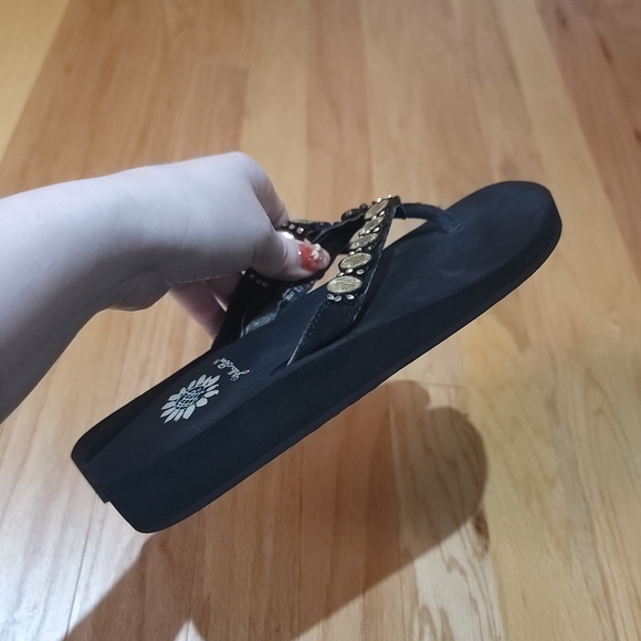 Yellow Box Black Sandals with Gold Accents - Picture 5 of 7